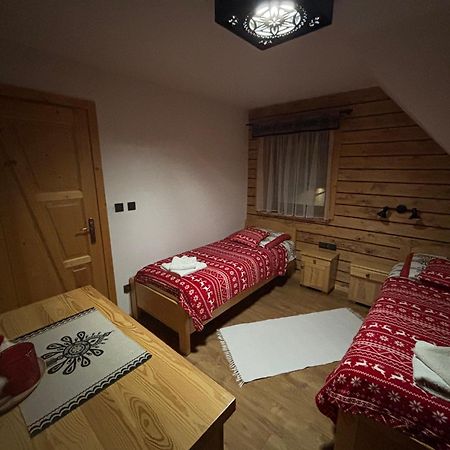 Domek U Jarzabkow Ciche  Екстериор снимка